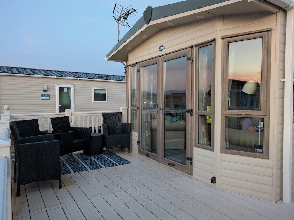 Greenacres Holiday Park - Holiday Accommodation 7656