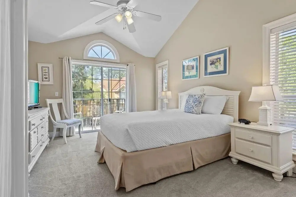 Vantage Pointe 43