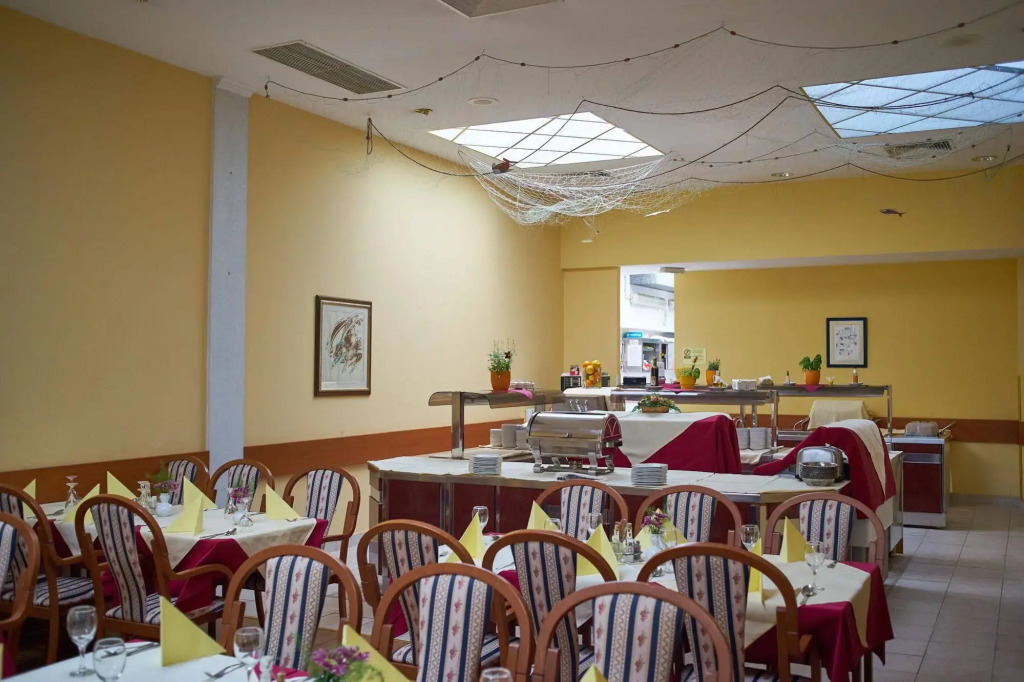 Hotel Vila Ružica- glavna zgrada i depandanse