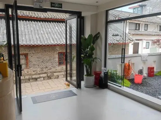 Canglan Famous Residence Designer Sightseeing Home stay (the Old Town of Lijiang Store)