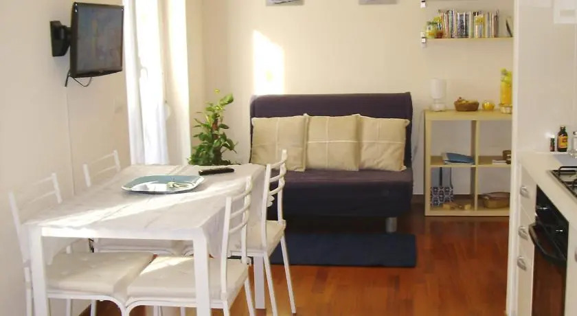 Zara Cosy & Cheap Apartment