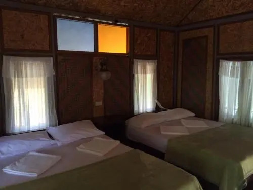 PraiwanRaftHouse แพไพรวัลย์