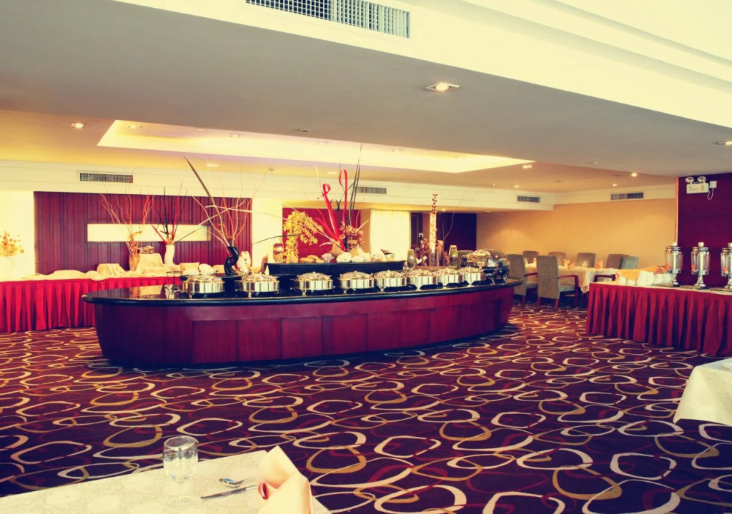 Vanguard Hotel