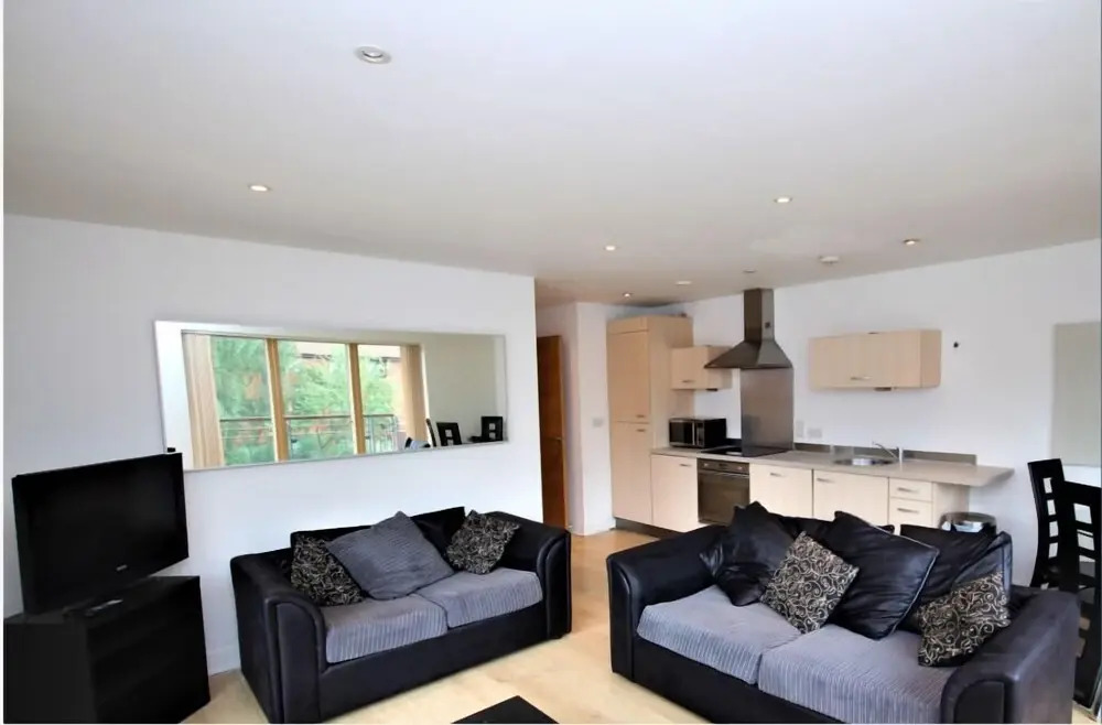 Canal Wharf 2 Bedroom Water Front