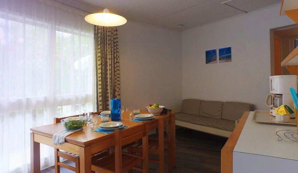 Apartment in Ars-en-re Near Bird Sanctuary