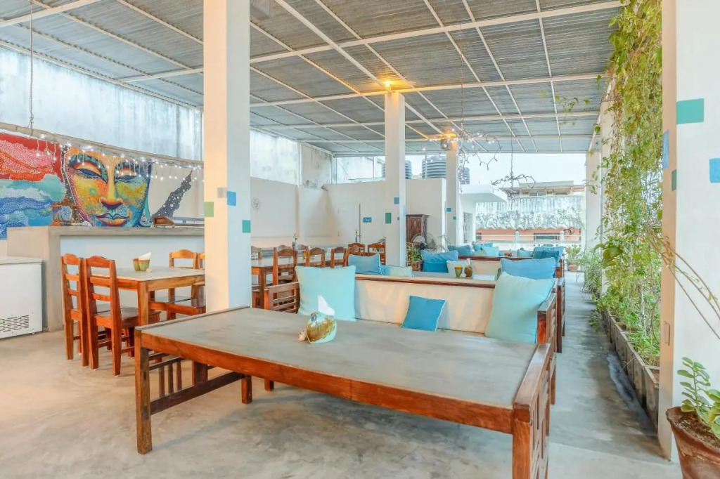 Itsy Hotels Red Lotus Heritage, Promenade Beach