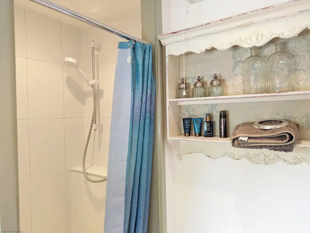 Unique Stay for Large Groups - Please Enquire!