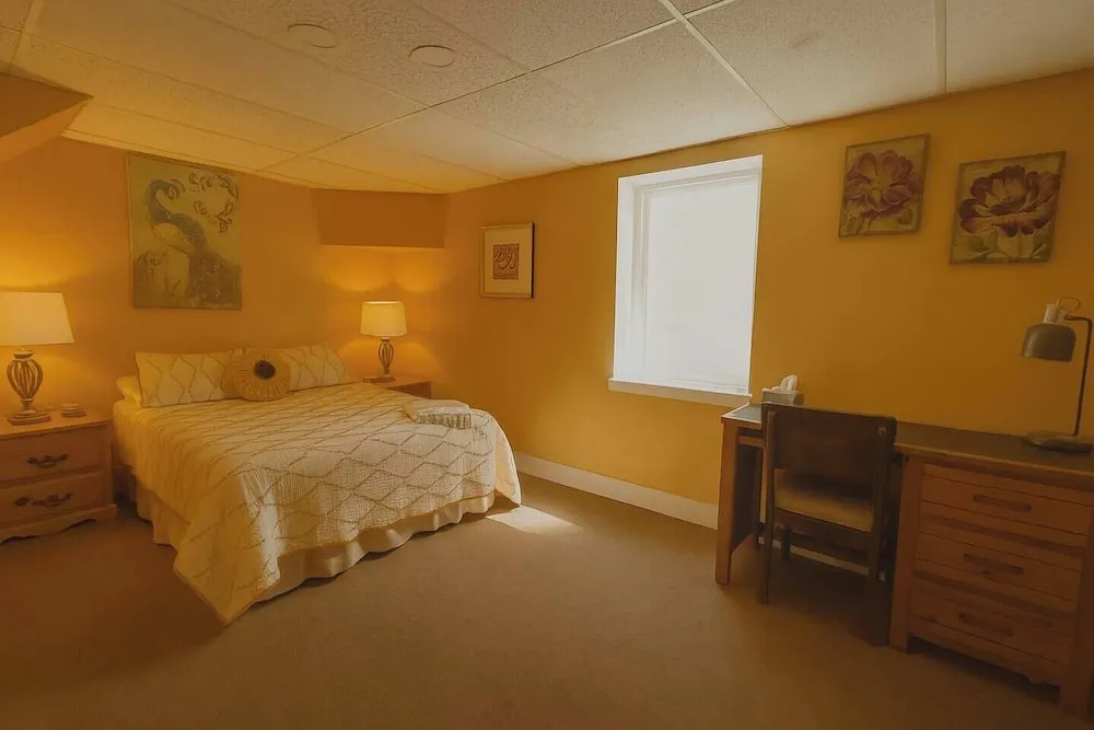 This Old Frat House Bed & Breakfast