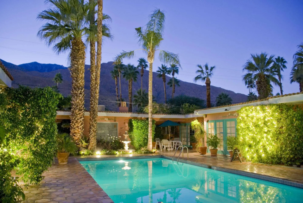 Villa Rosa Inn