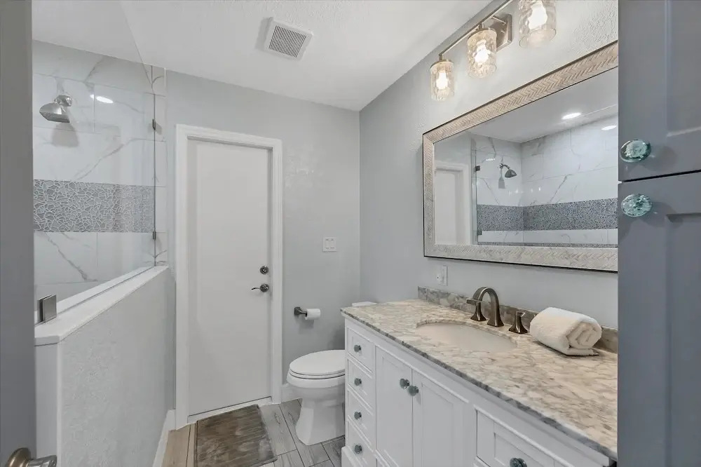 Punta Gorda 3-Bedroom Canalfront Vacation Home with Pool 3 Home