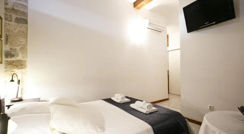 Borna and Franko Rooms Split city centre