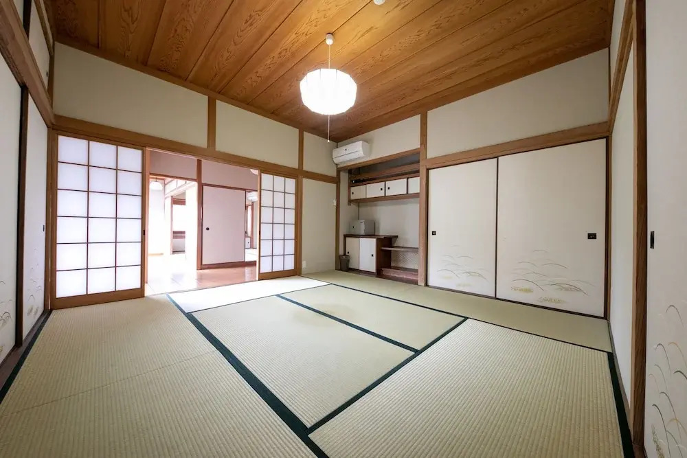 Meisekino Kakureyado Housen