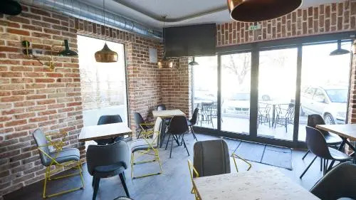 Urbanista Hotel & Bar