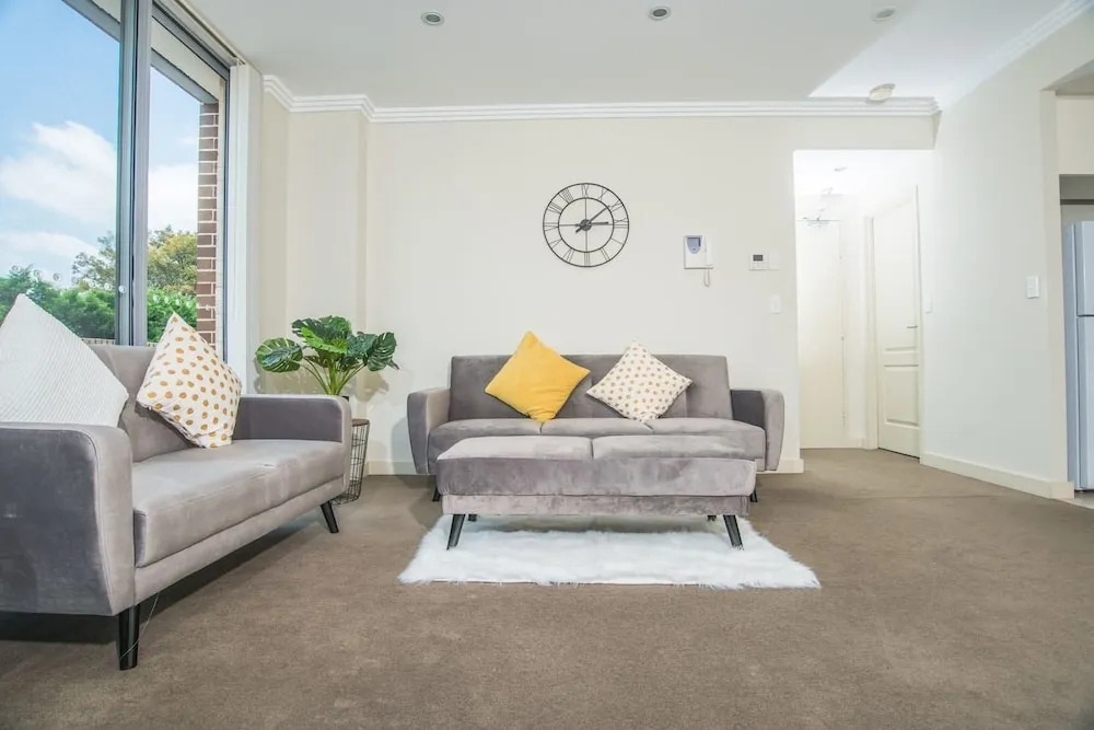 Designed Home Of Ultimate Convenience In Gordon