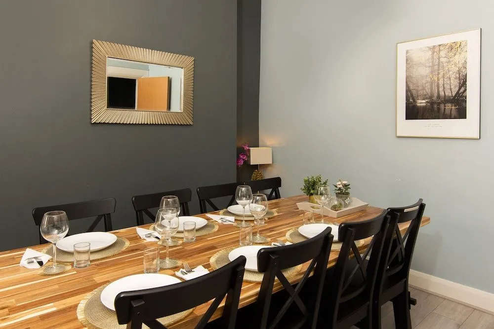 147 The Residence
