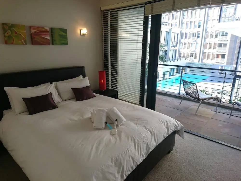 Adderley Terrace J10 by CTHA