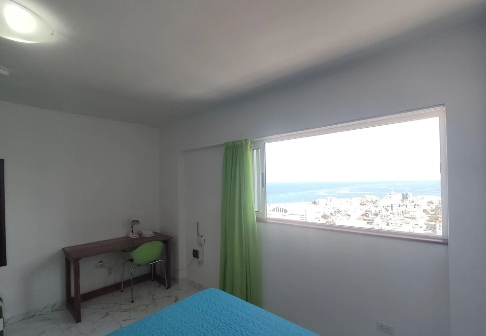 Havana and Sea (Entire Apartment)