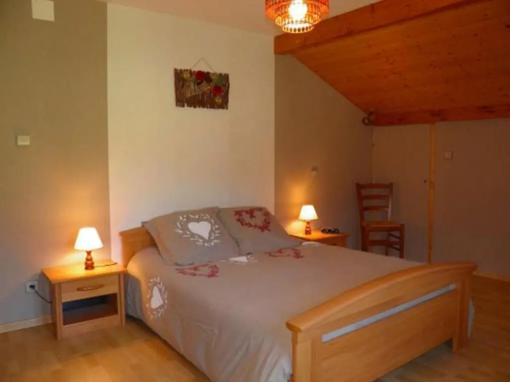 Appartement Confortable avec Accès Facile, Proche Ski et Randonnée - FR-1-589-137