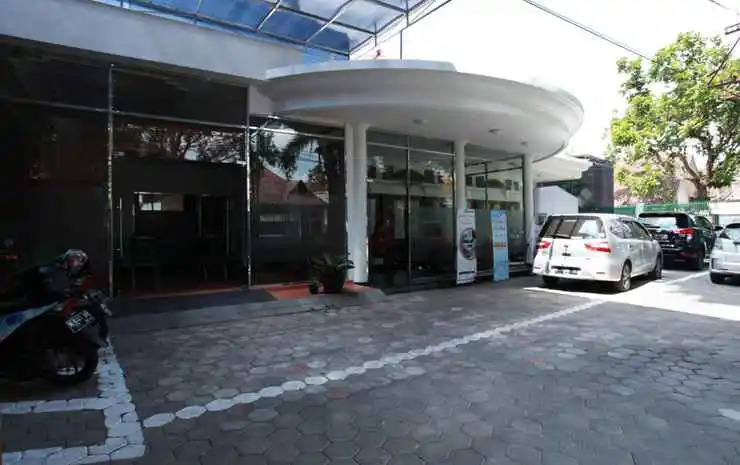 Griyo Sultan Agung near Station Malang Baru
