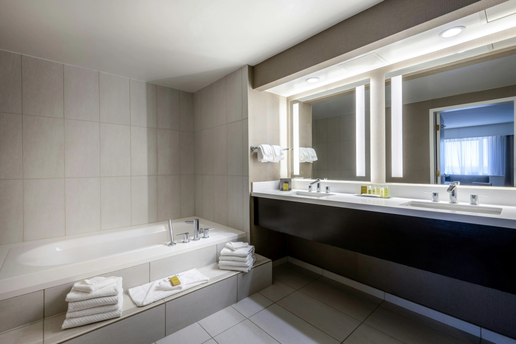 DoubleTree by Hilton Los Angeles Norwalk