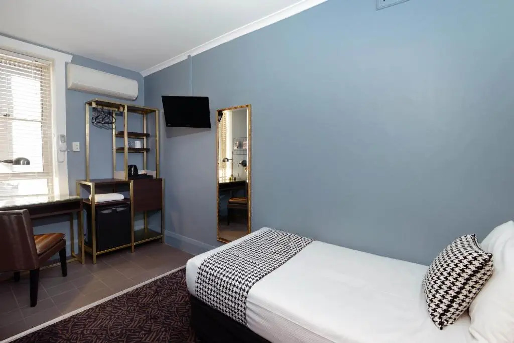 Hotel Emerald