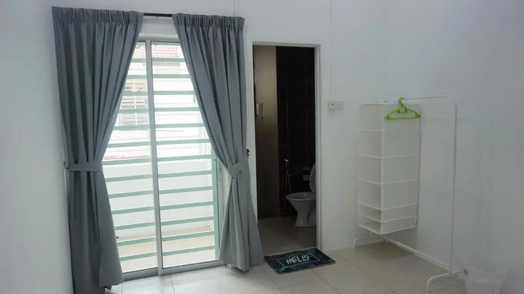 E's Suite- Homestay that fits 8 pax comfortably.