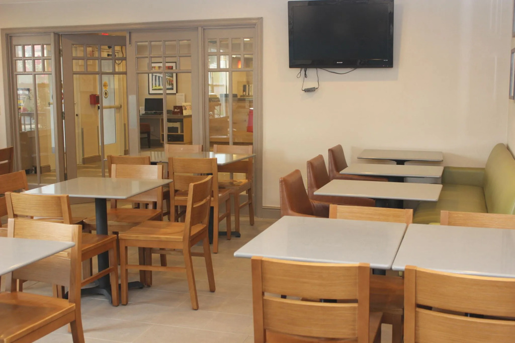 Country Inn & Suites by Radisson, Nashville, TN