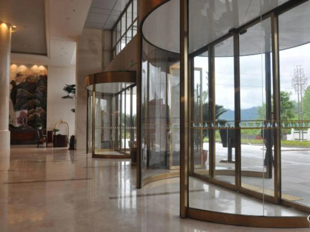Lanbowan Hotel