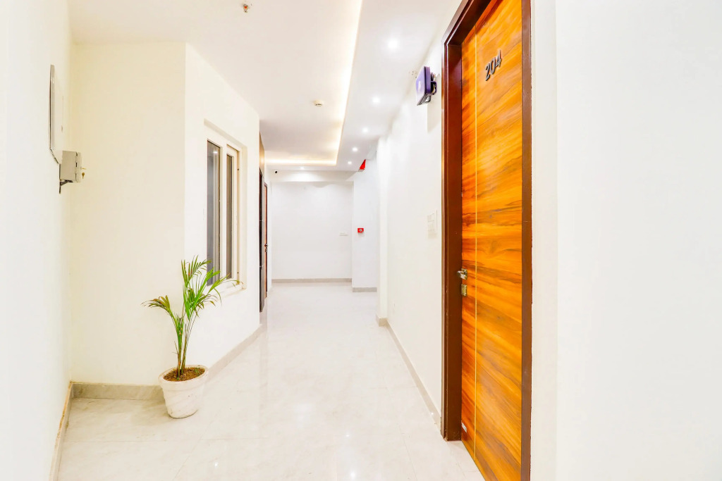 Super Collection O Kanwali Road Near Railway Station formerly Apple Regency