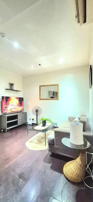 Luxurious 2BR Condo in Makati City With Stunning Views