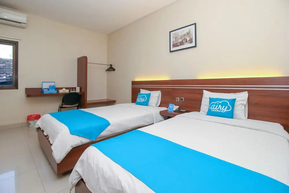Airy Bandara Ahmad Yani Anjasmoro Raya 74 Semarang