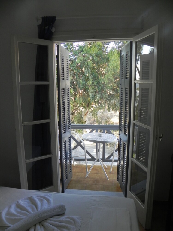 Nefeli rooms Ios