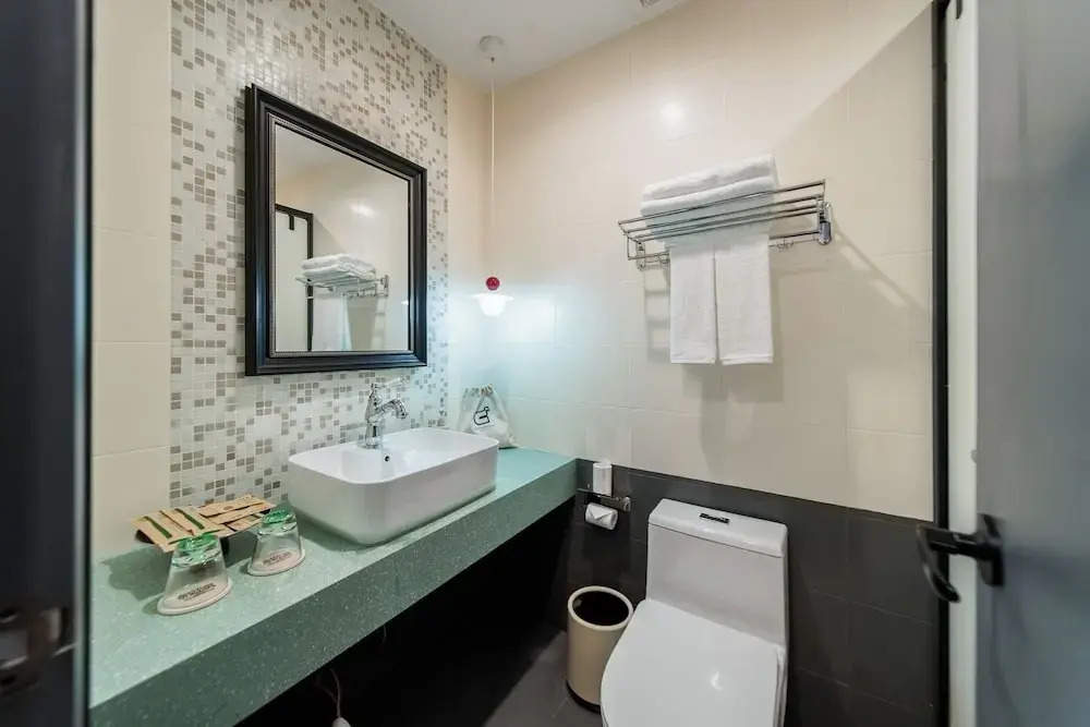 CommonHotel