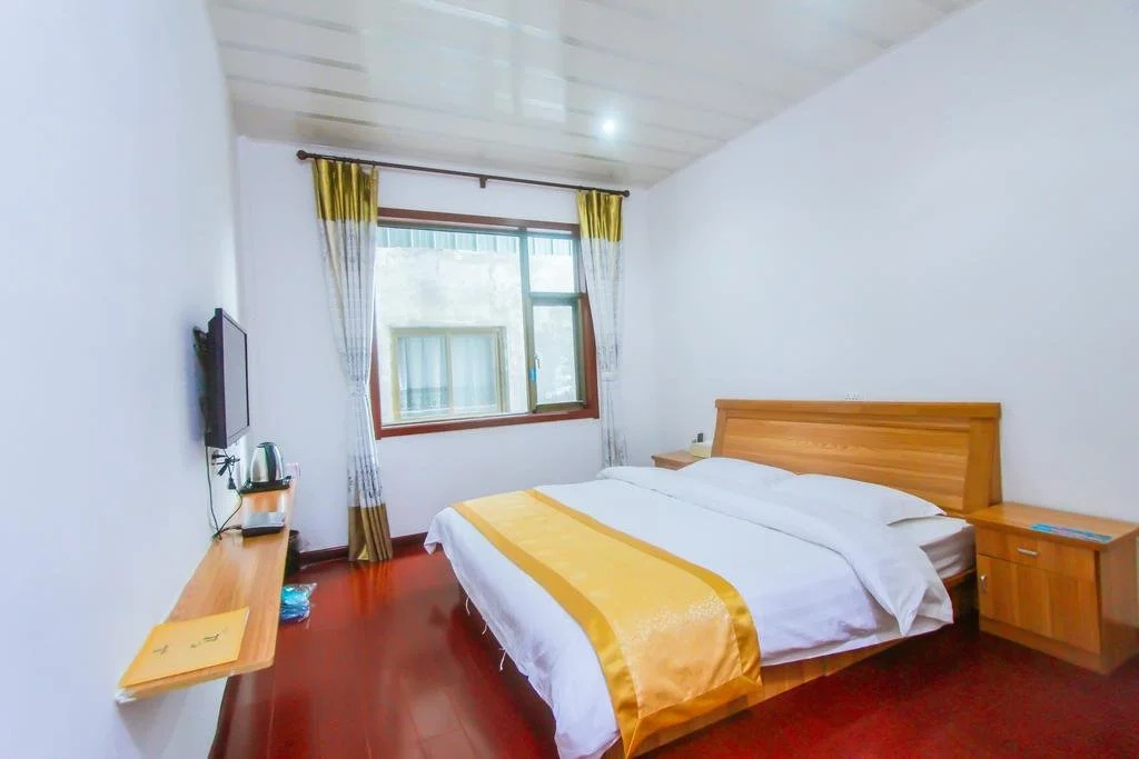 Yijie Hotel Baishi Mountain