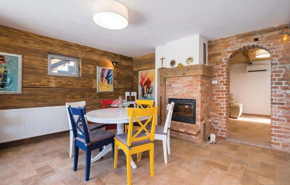 Amazing Home in Zagreb With Outdoor Swimming Pool, Wifi and Outdoor Swimming Pool