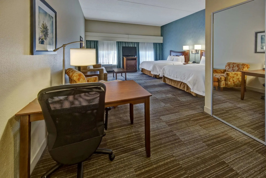 Holiday Inn Express & Suites Destin - Miramar Beach by IHG