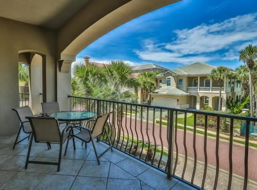 Casa de Fiesta 5 Bedroom Holiday Home by Five Star Properties
