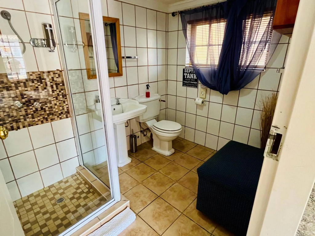 Longtom Farm Guesthouse