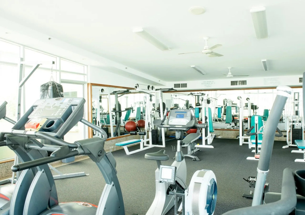Paradise Centre Apartments