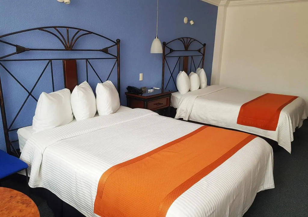 Hotel Ciros