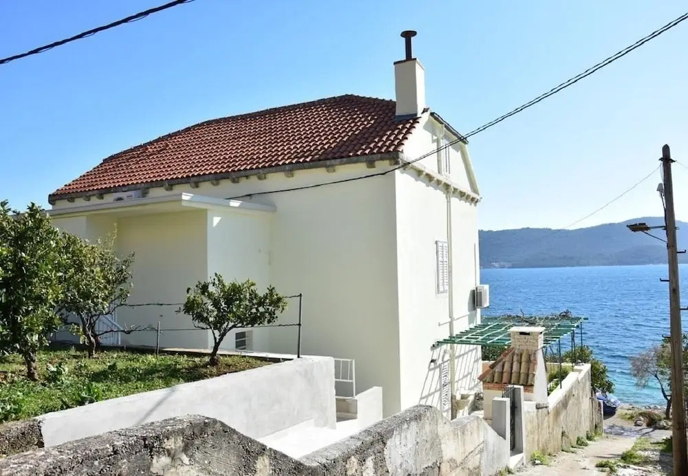 Nevenkos - 20 m From Beach - A2