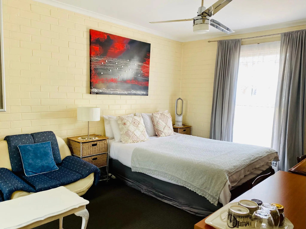 The Mews Motel