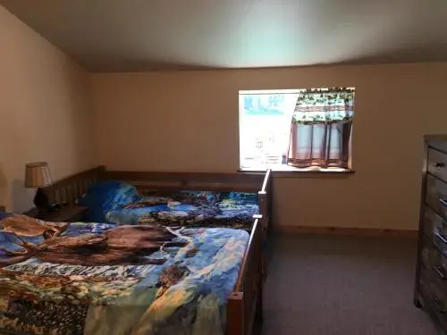 Arctic Wolf Lodge