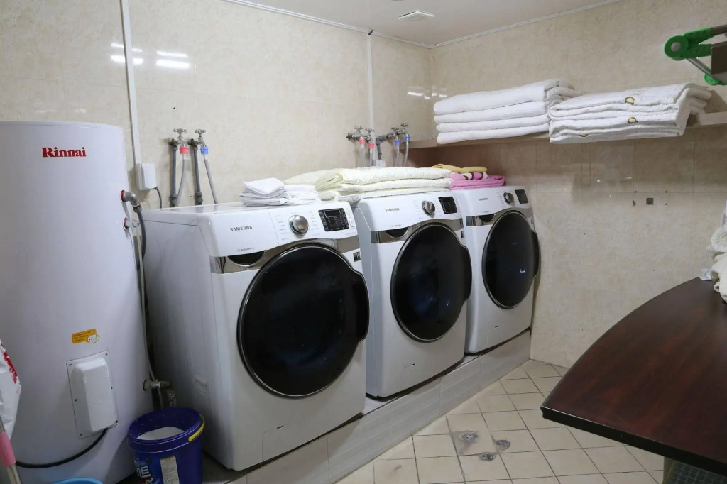 Grand Field Residence Hostel