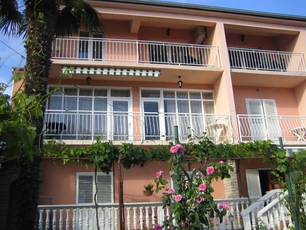 Renato - 150 m From Beach - A2