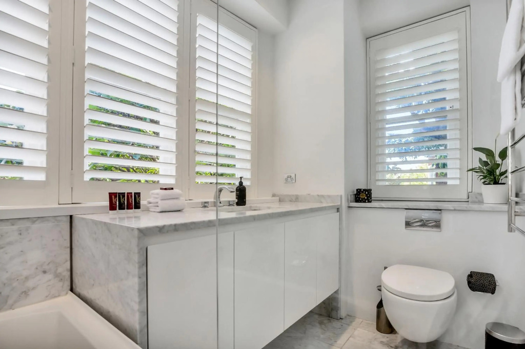 Premium Double Bay 3 bedroom apartment