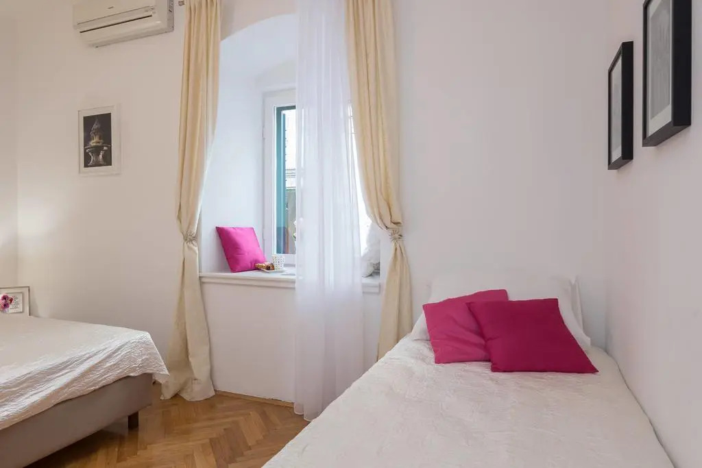 Apartment Mirtus