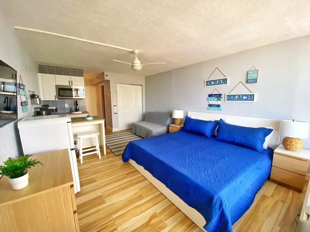 Castaways Resort Studios