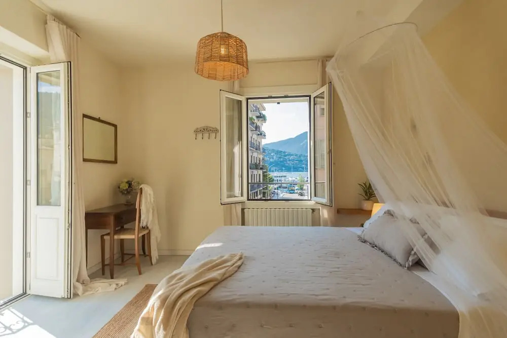 Shades Of Como With Private Terrace by Rent all Como