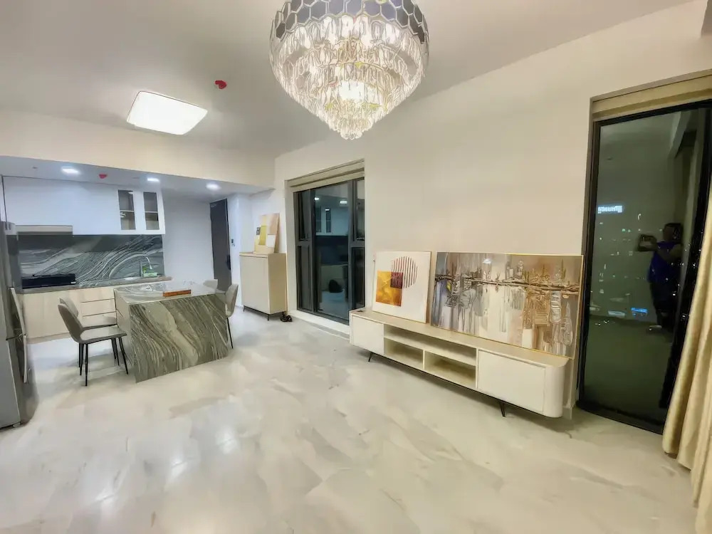 Genius Saigon - Luxury Apt walk to SECC